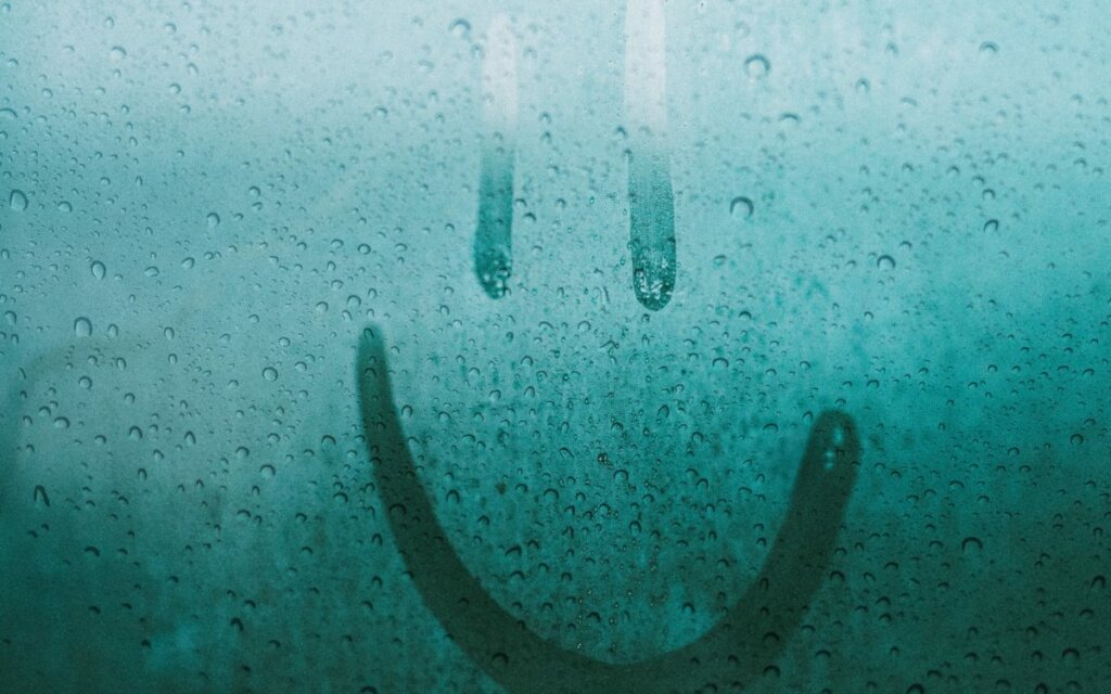 hth_smiley-face-1200x750